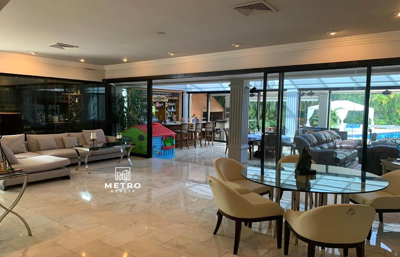 House for Sale in Altos del Golf Panama Beautiful Living Room