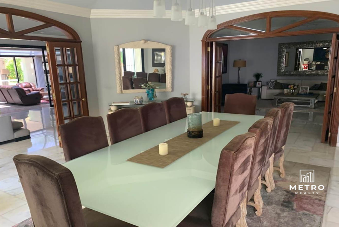 House for Sale in Altos del Golf Panama Dining Room