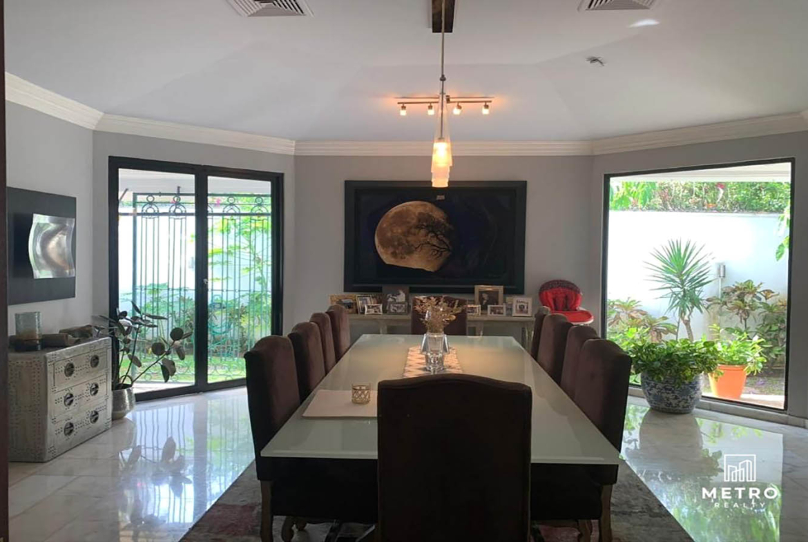 House for Sale in Altos del Golf Panama Luxury Dining Room