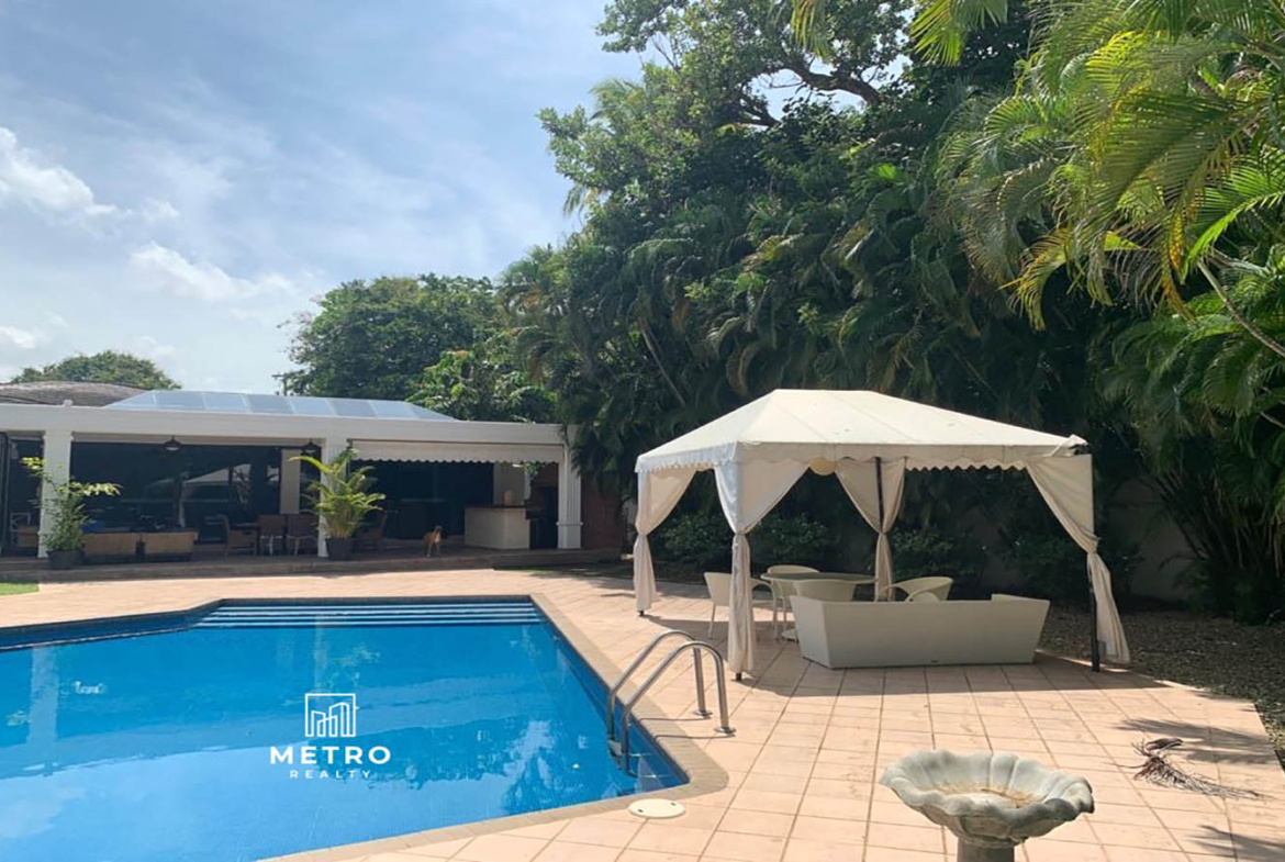 House for Sale in Altos del Golf Panama Pool View