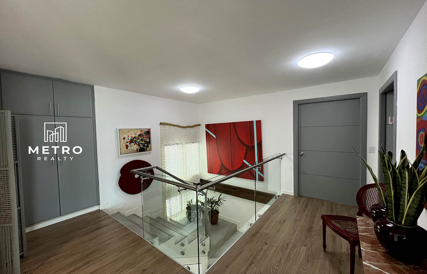 Coco del Mar Panama Condo for Sale Bright Hallway