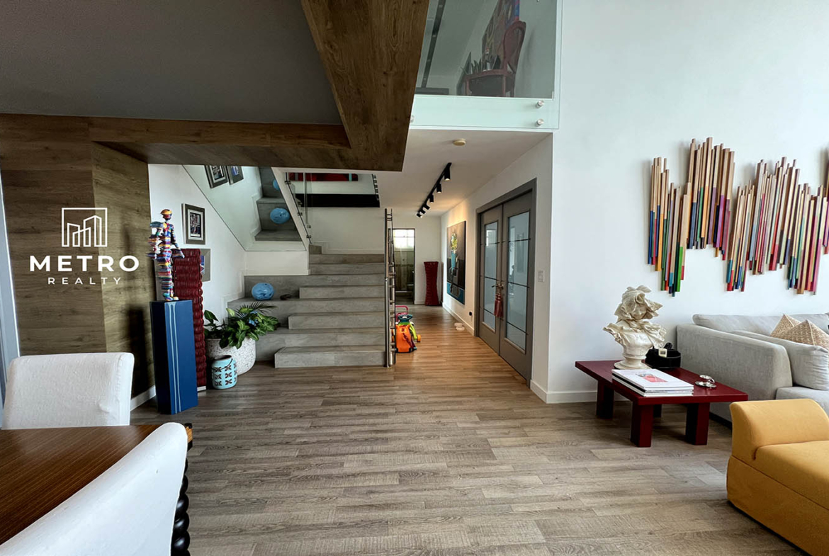 Coco del Mar Panama Condo for Sale Hall