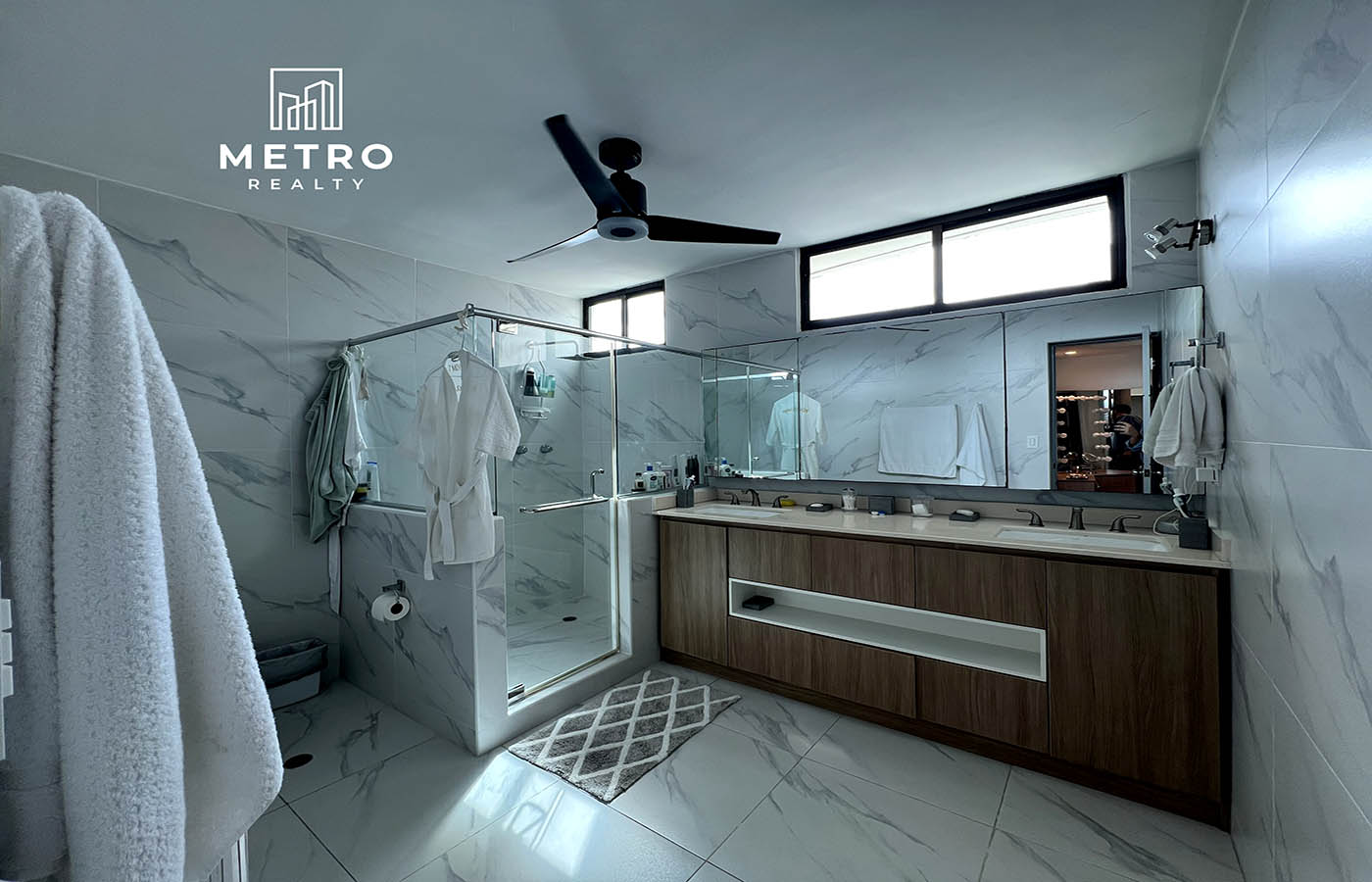 Coco del Mar Panama Condo for Sale Master Bathroom