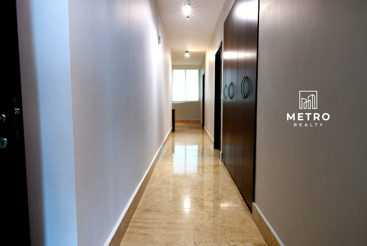 Coco del Mar Panama Condo for Sale Rent Long Hallway