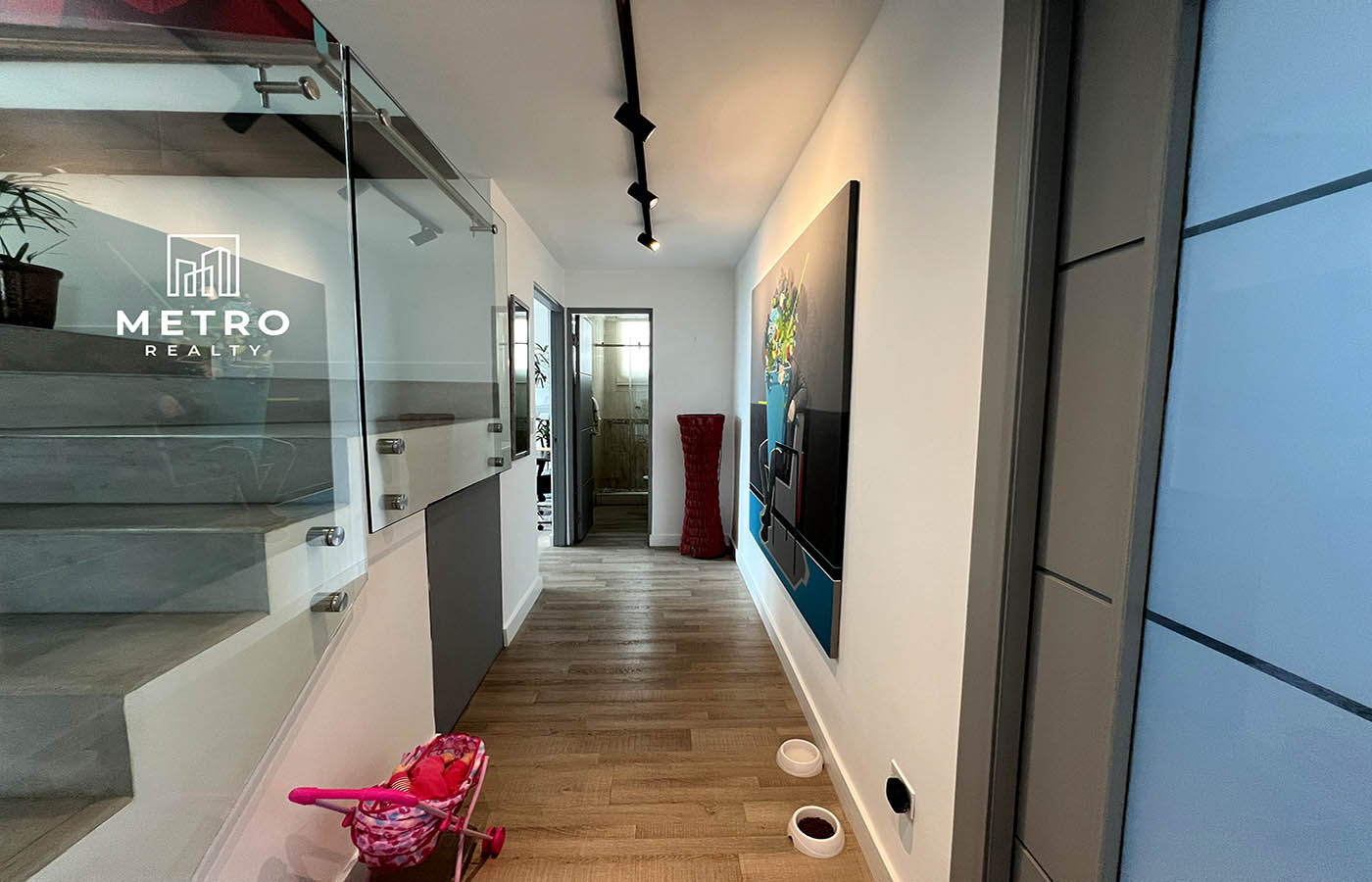 Coco del Mar Panama Condo for Sale Stairs