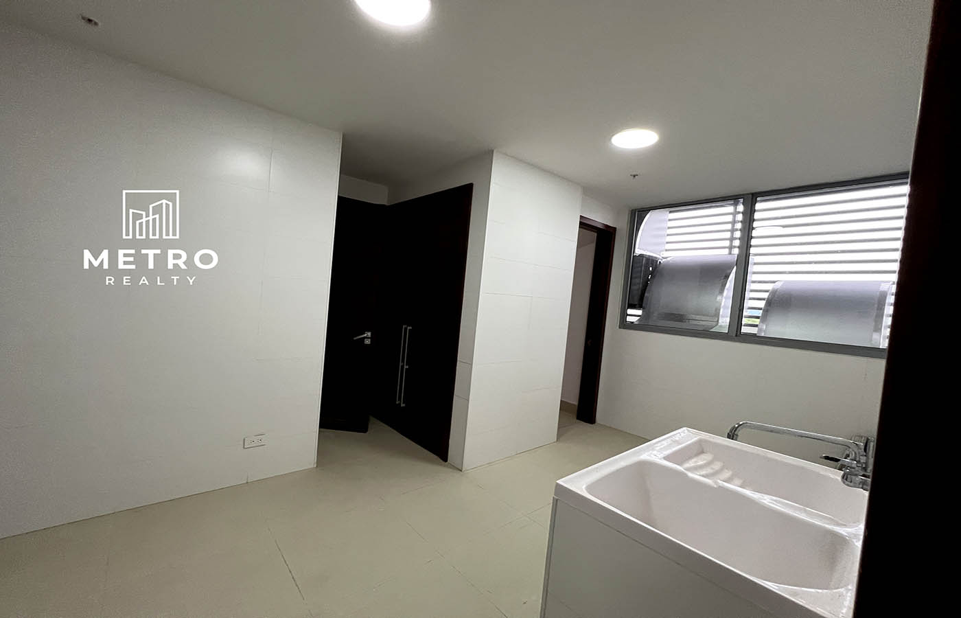 Santa Maria Panama Ph Azalea Laundry