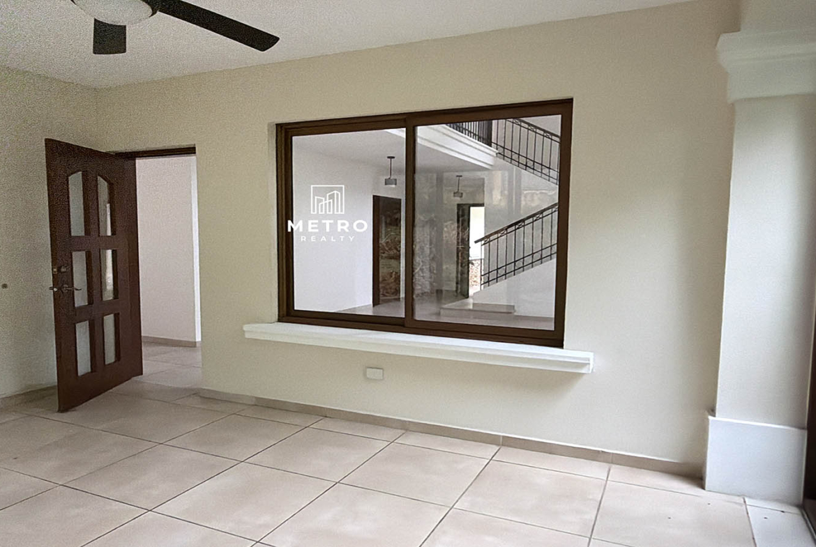 Senderos camino de cruces panama Outdoor