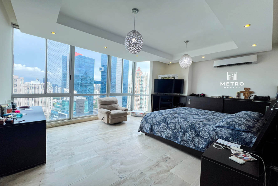 blue bahia panama Master Bedroom