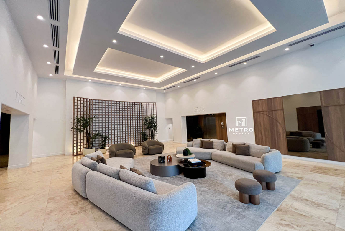 blue bahia panama Modern Lobby