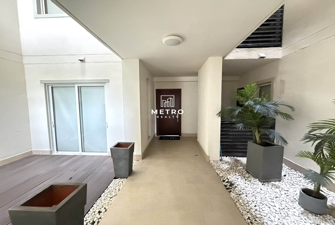 Santa Maria Apartment for Sale The Reserve PH Legacy 400 Beautiful entrance