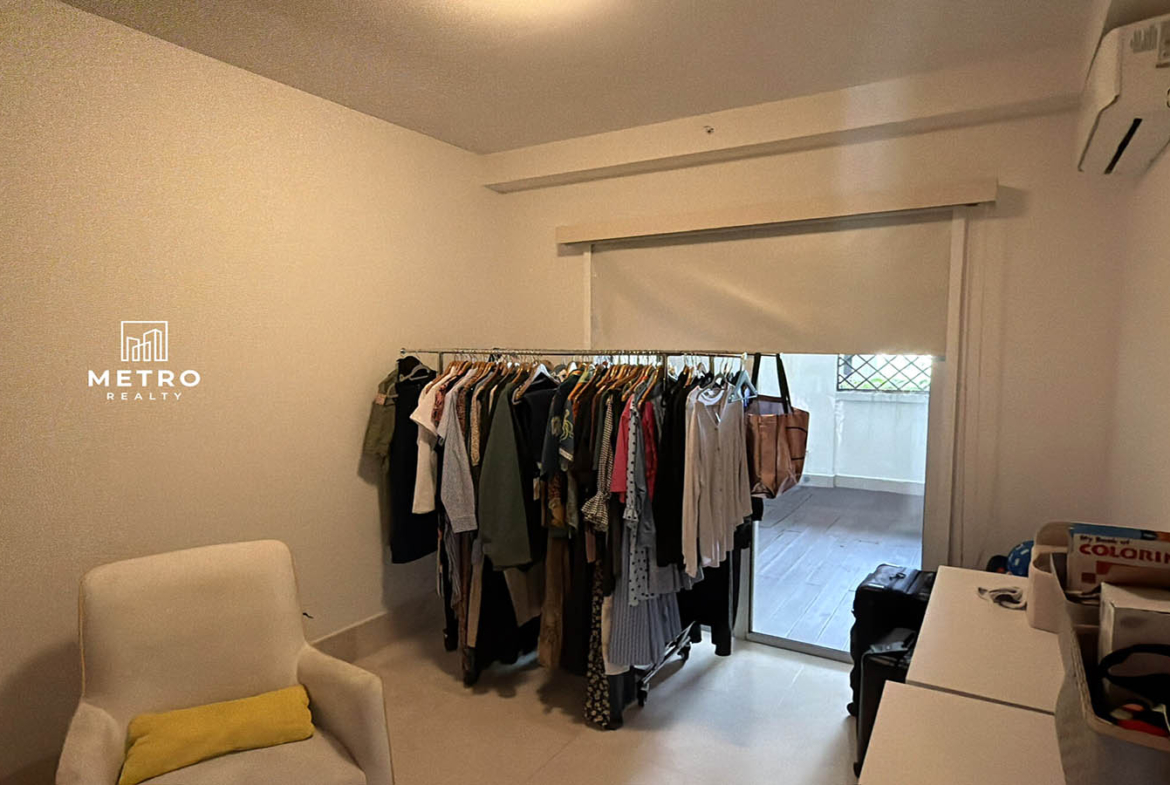 Santa Maria Apartment for Sale The Reserve PH Legacy 400 Bedroom with closet