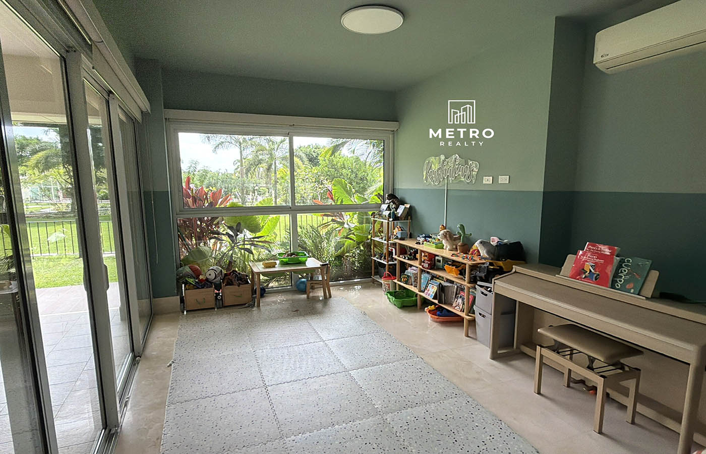 Santa Maria Apartment for Sale The Reserve PH Legacy 400 Family Room