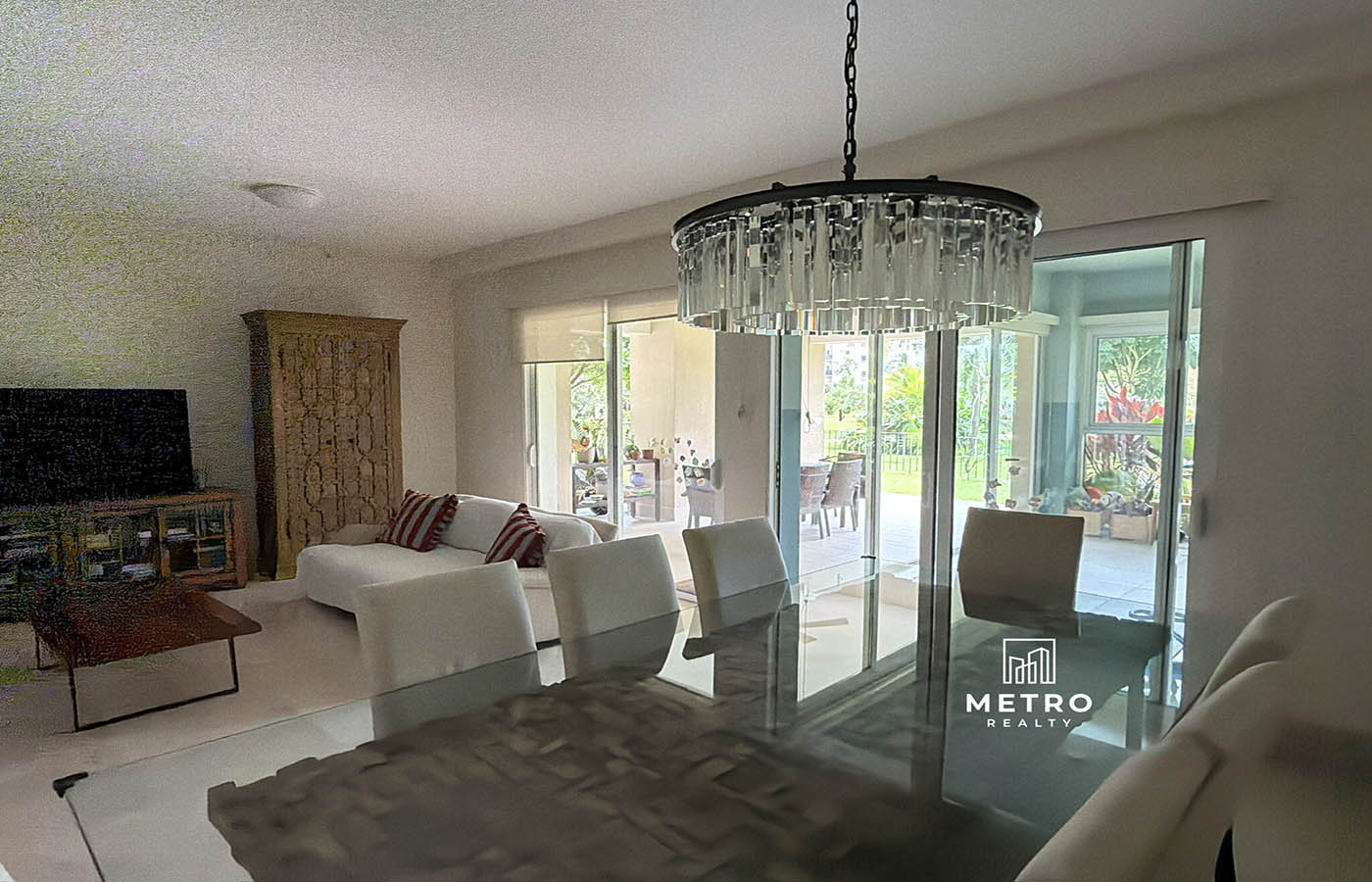 Santa Maria Apartment for Sale The Reserve PH Legacy 400 Modern Dining and Living