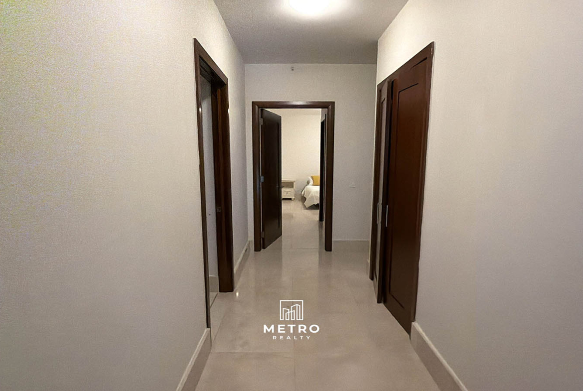 Santa Maria Apartment for Sale The Reserve PH Legacy 400 Spacious Hall