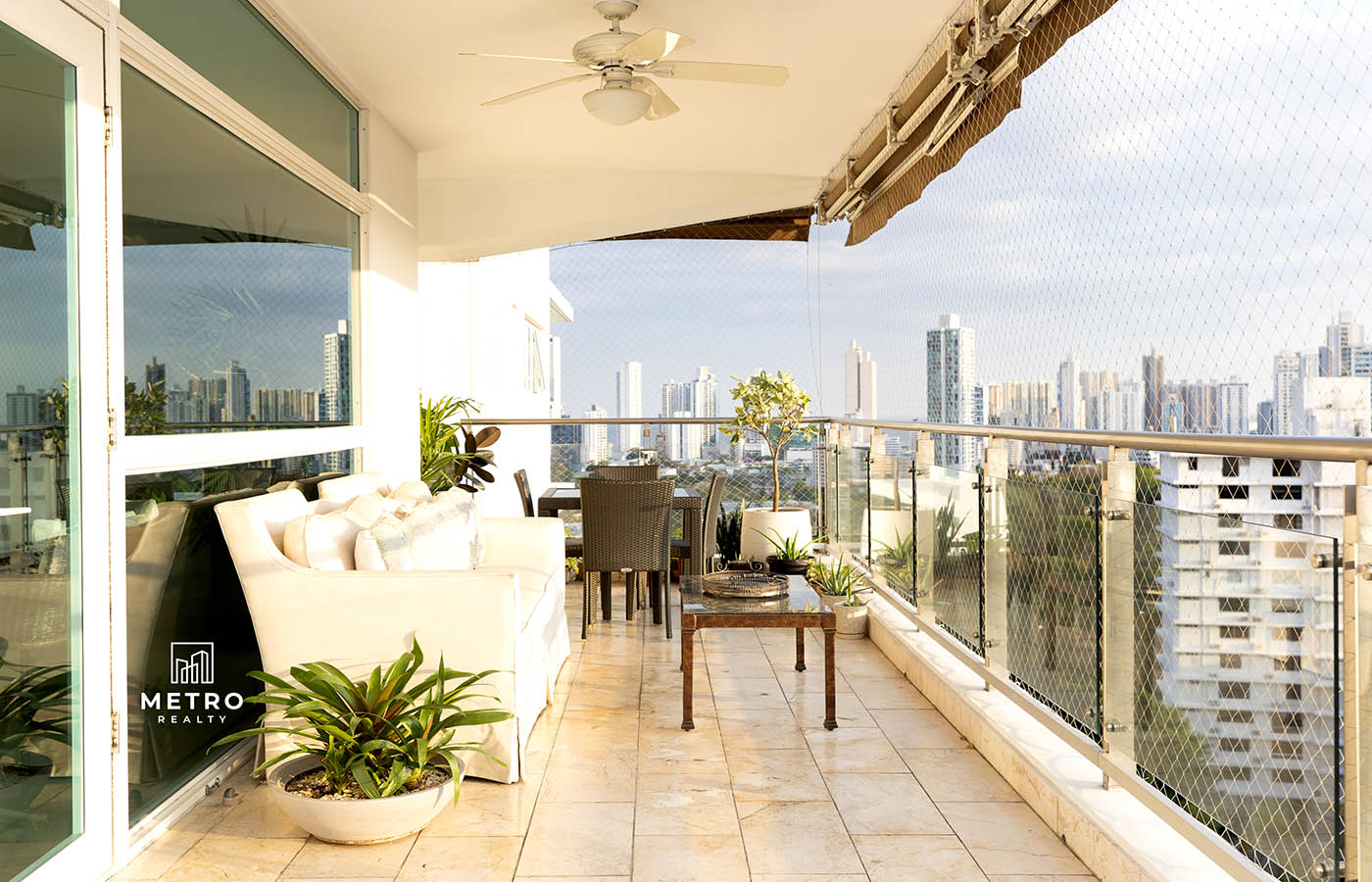 Altos del golf Ph Pradera View Altos del golf Ph Pradera View