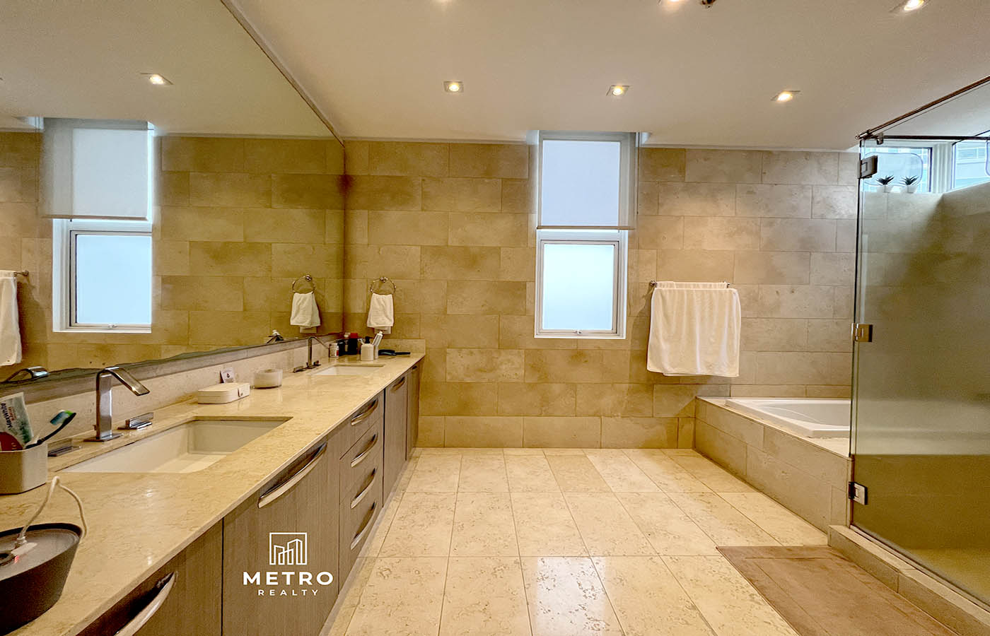 San Francisco Panama City Ph Santorini Big Bathroom San Francisco Panama City Ph Santorini Big Bathroom