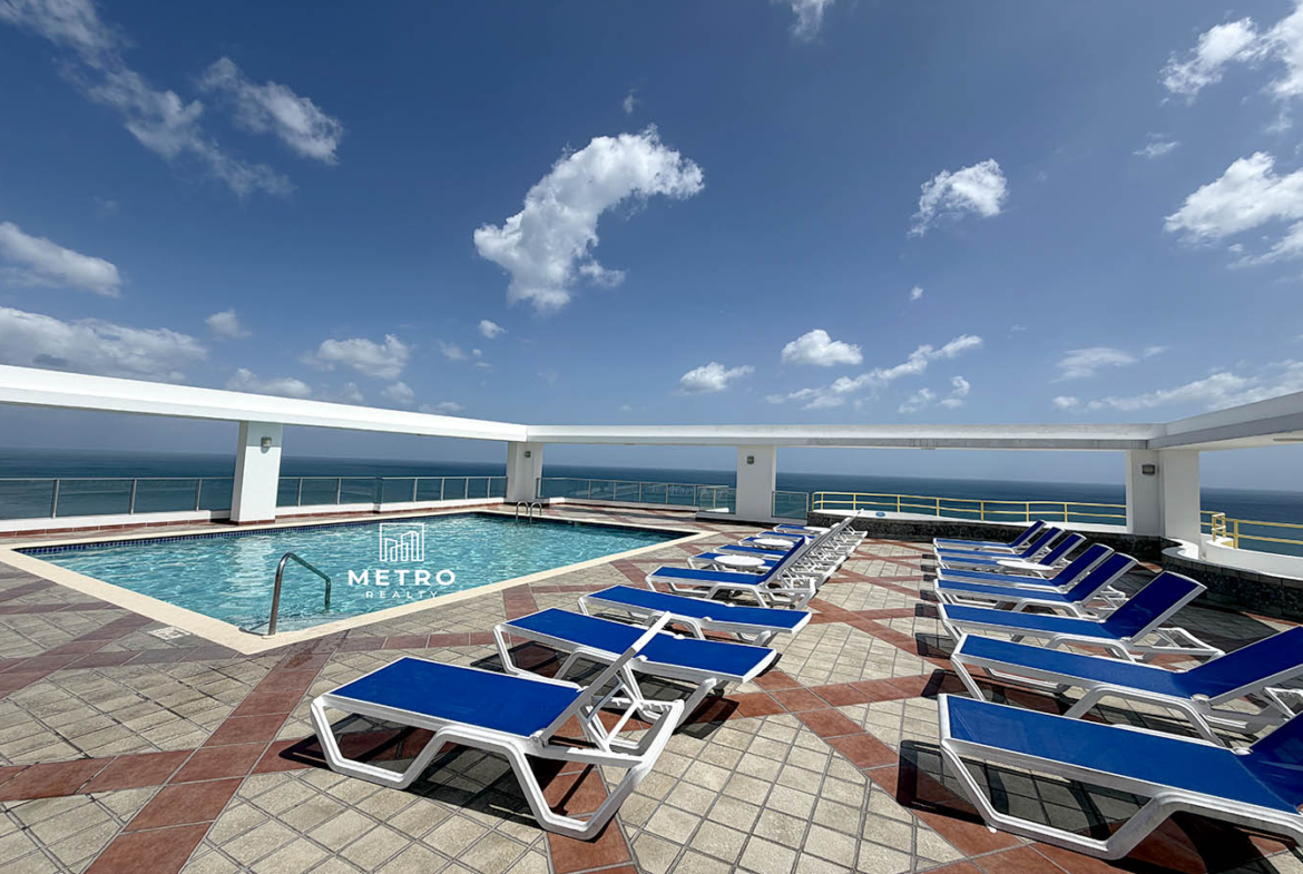 Coronado Bay Swimming Pool