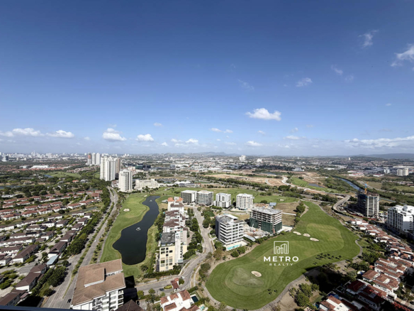 Santa Maria Panama The Ivy Golf Court