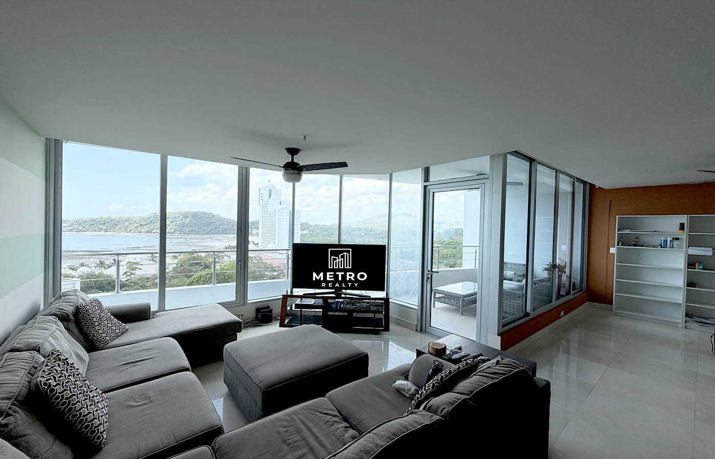 Veracruz PH Casa Bonita Oceanfront Living Room